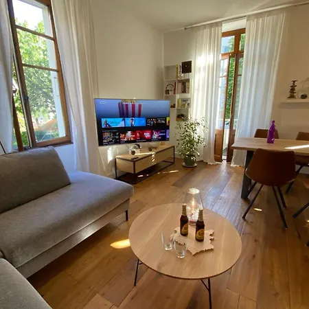 Gabriel - Comfortable Flat A Stone's Throw From The 안시